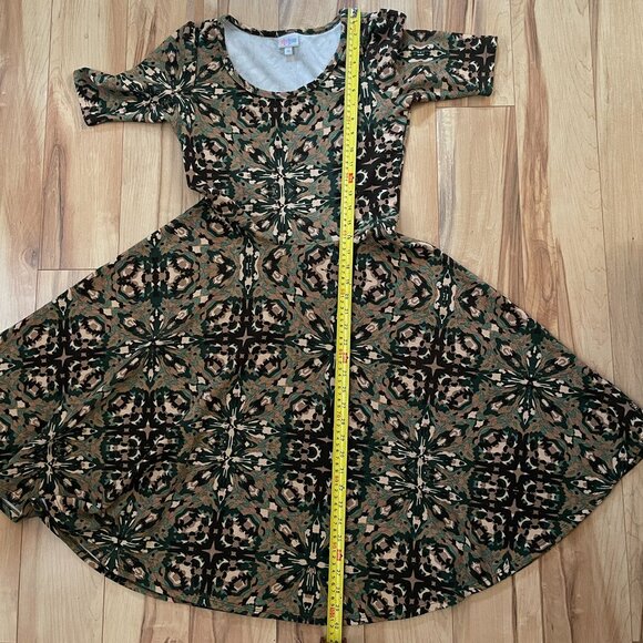 LuLaRoe Camo Short Sleeve Dress Camouflage, Size Medium - Picture 5 of 7
